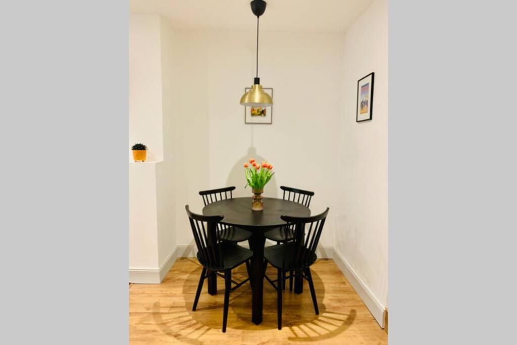 The Nook - A Stylish Apartment With Garden, Near The Beach Berwick Upon Tweed Екстер'єр фото