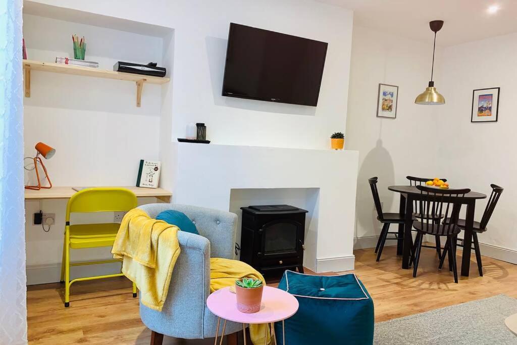 The Nook - A Stylish Apartment With Garden, Near The Beach Berwick Upon Tweed Екстер'єр фото