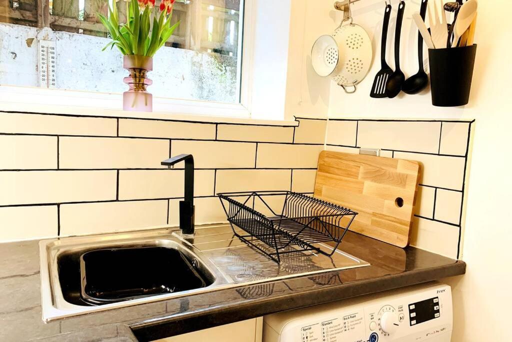 The Nook - A Stylish Apartment With Garden, Near The Beach Berwick Upon Tweed Екстер'єр фото